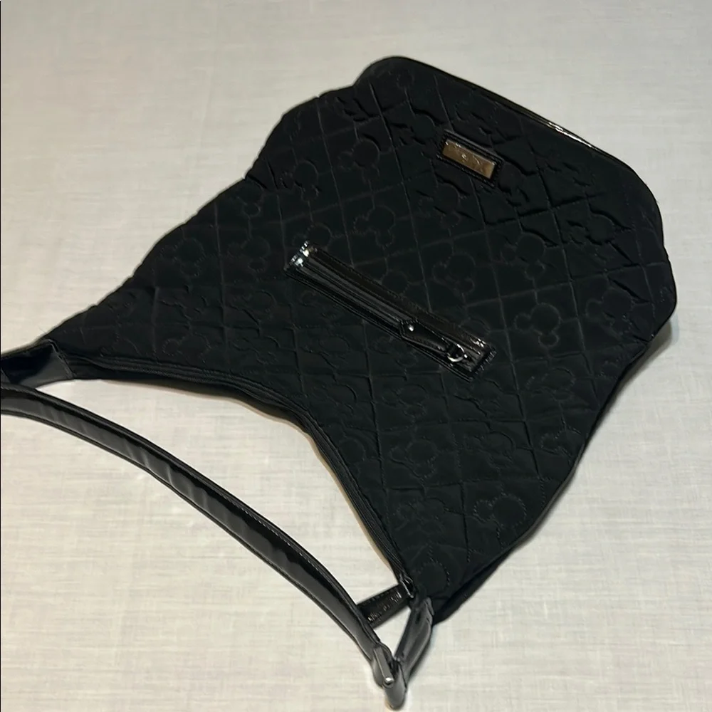 Vera Bradley Disney Parks Mickey Mouse Black Quilted Women's Bag - Picture 1 of 12